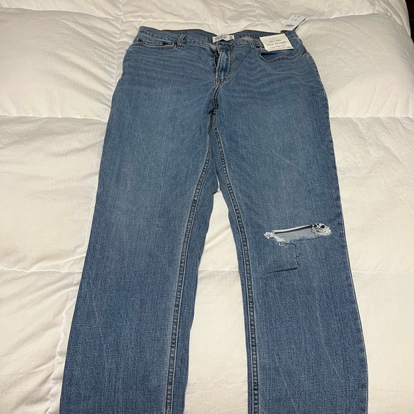 Abercrombie and Fitch Women’s jeans - Picture 1 of 3